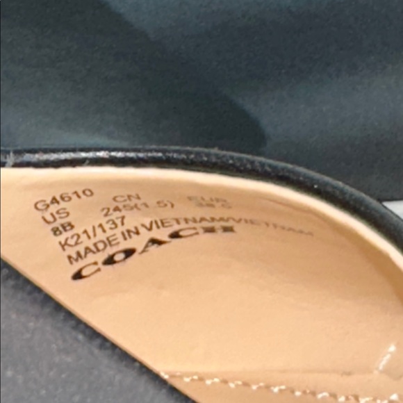 Coach Black Leather Pointed Low Heel Pump with Gold Bead Trim US Size 8B - Picture 14 of 16